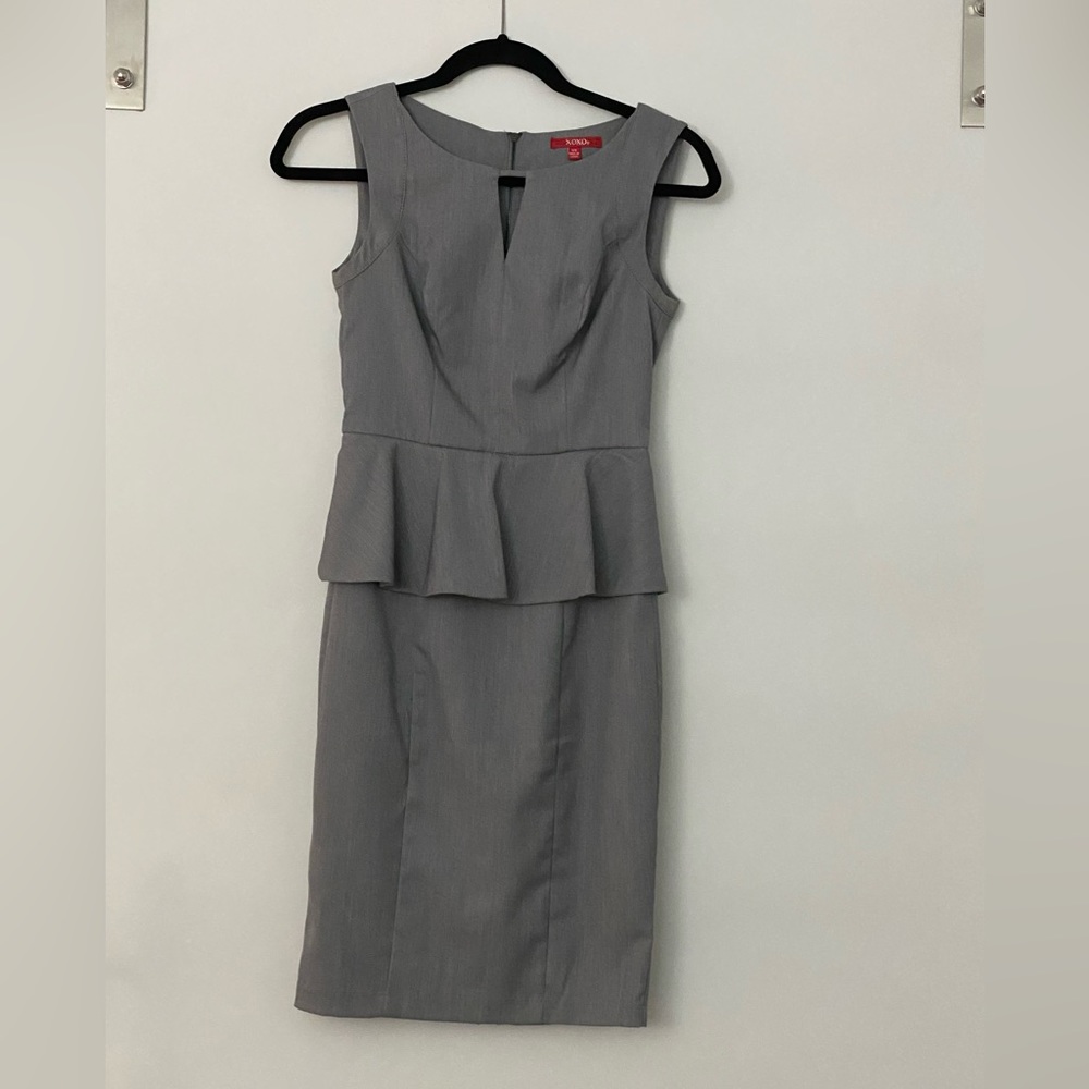 XOXO size 1/2 peplum dress in great condition - like new